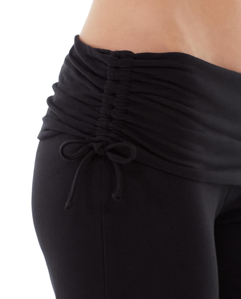 Carina Basic Capri alternate view